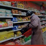 московская пенсионерка в магазине